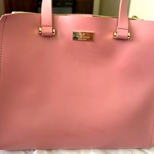 Kate Spade New York pink purse.very good condition.moving sale.